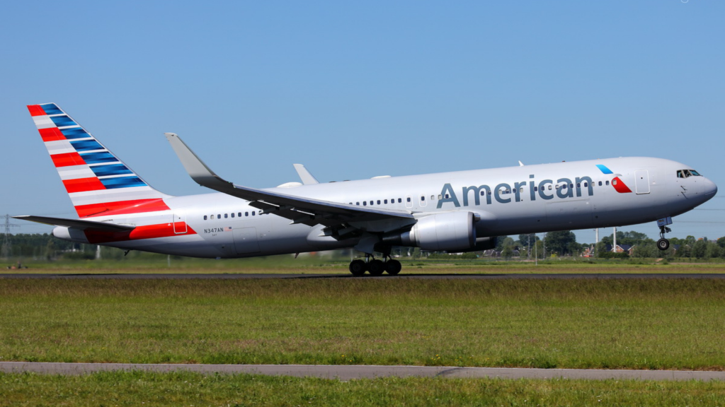 American Airlines airplane