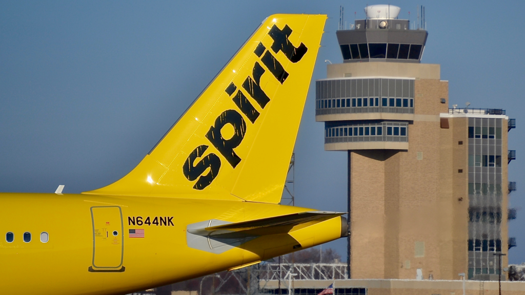 Spirit Airlines airplane (buy cheap Spirit Airlines flights)